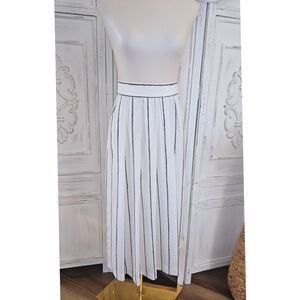 Vintage 70s Lloyd Williams White Striped Side Buttons Pleated Midi Skirt